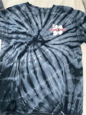 Trader Joe's Black & Gray Tie-Dye Tee rare